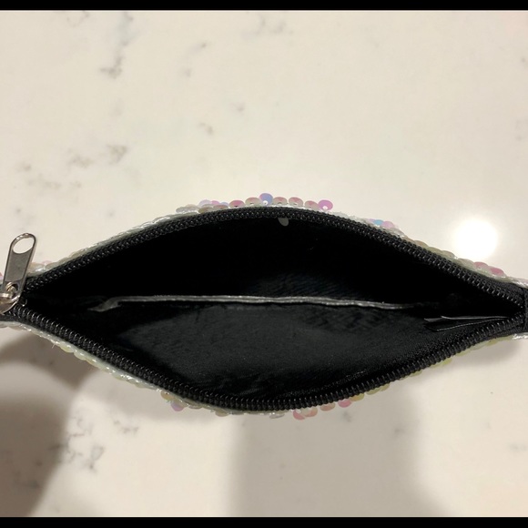 Flip sequin clutch - Picture 3 of 3